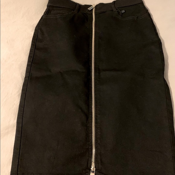 Dynamite XS Black Denim Skirt (NEW) - Picture 1 of 2